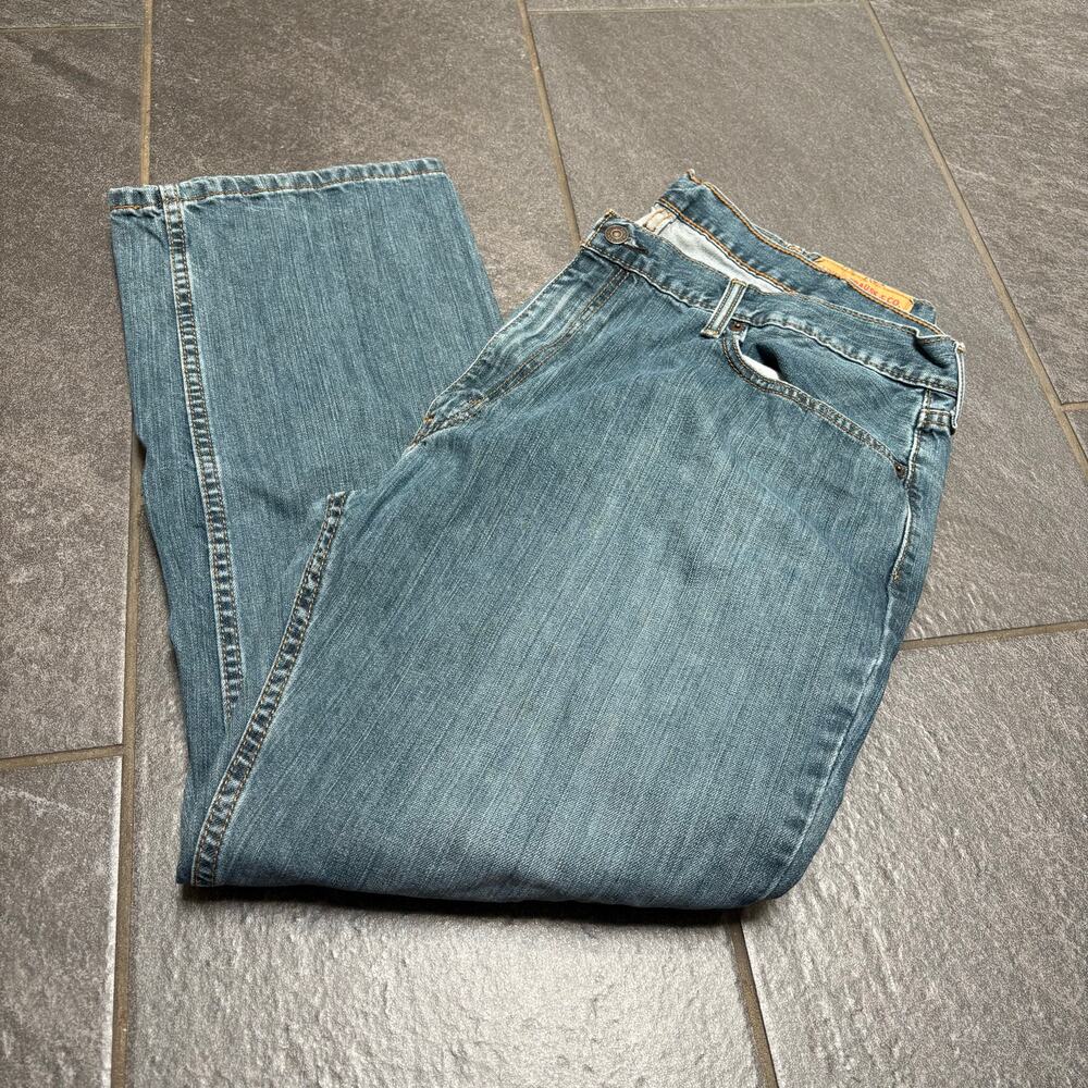 Levi Strauss 40/30 Medium Wash 559 Jeans Red Tag High Rise Relaxed Straight